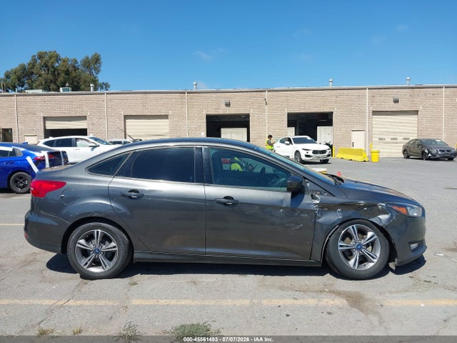 Ford FOCUS SE 2018 1FADP3F21JL288088 Image 13