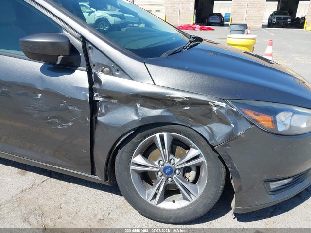 Ford FOCUS SE 2018 1FADP3F21JL288088 Image 6
