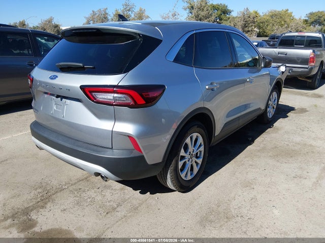 1FMCU0GNXPUA73748 Ford Escape Active