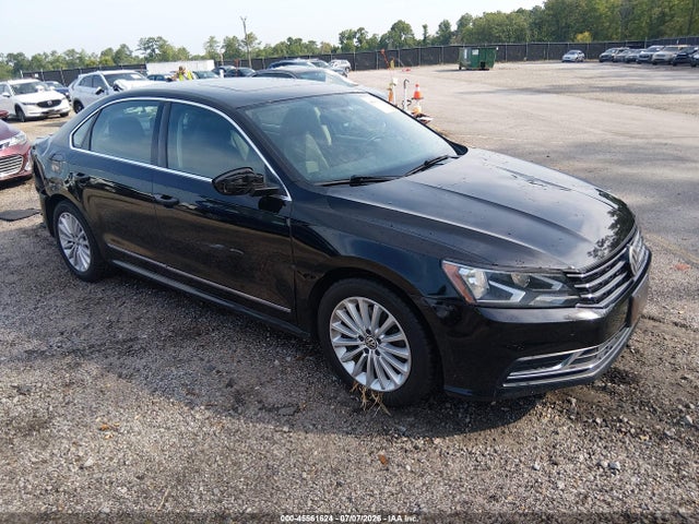 2016 Volkswagen Passat 1.8t Se მანქანა იყიდება აუქციონზე, vin: 1VWBT7A38GC029656, აუქციონის ნომერი: 45561624