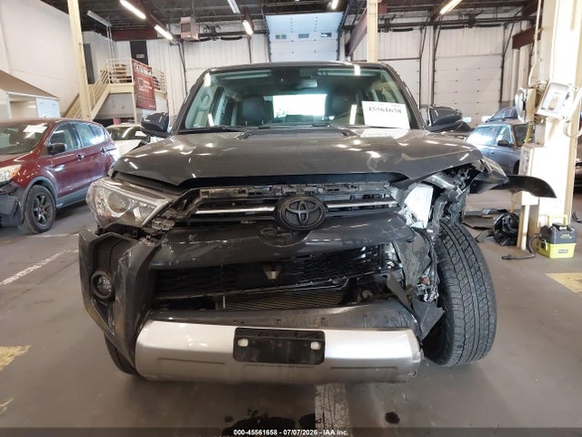 45561658 :رقم المزاد ، JTERU5JR5R6291462 vin ، 2024 Toyota 4runner Trd Off Road Premium مزاد بيع
