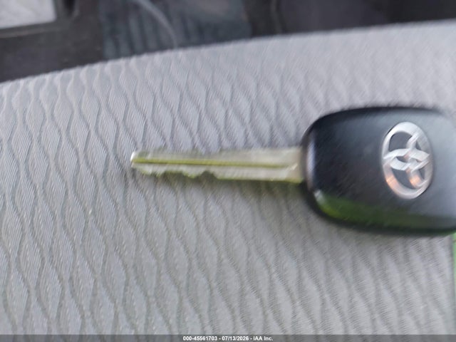 5YFBURHE9KP873496 Toyota COROLLA LE