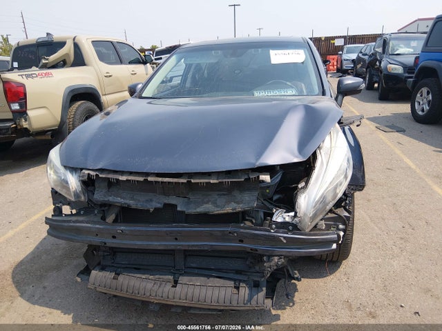 45561756 :رقم المزاد ، 4S3BNAN67H3061935 vin ، 2017 Subaru Legacy 2.5i Limited مزاد بيع
