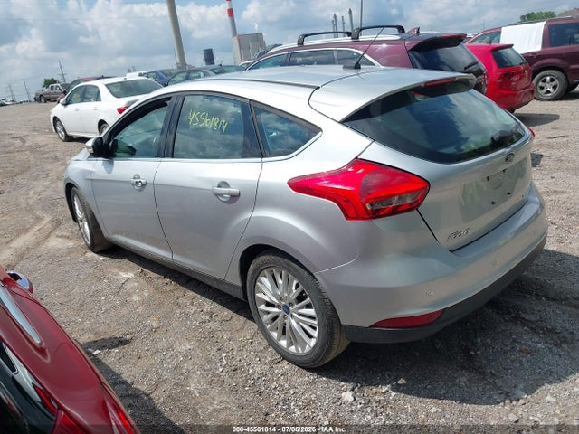 45561814 :رقم المزاد ، 1FADP3N2XJL271727 vin ، 2018 Ford Focus Titanium مزاد بيع