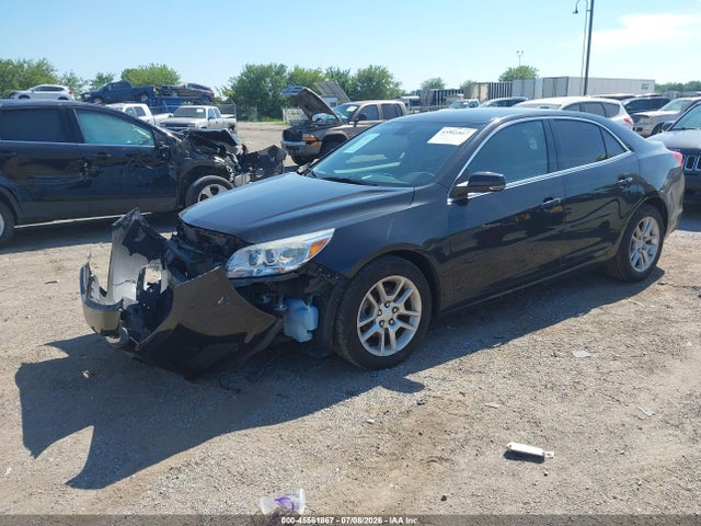 Chevrolet MALIBU 1LT 2015 1G11C5SL6FF342177 Image 2