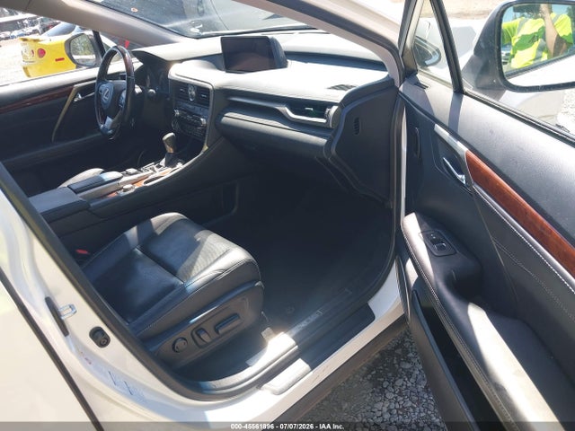 Lexus RX 350 2016 JTJBZMCA0G2004278 Image 17