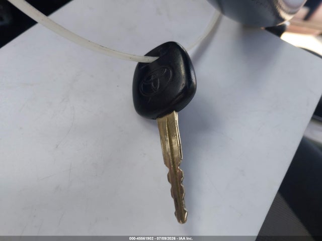 2001 Toyota Mr2 Spyder მანქანა იყიდება აუქციონზე, vin: JTDFR320810027186, აუქციონის ნომერი: 45561902