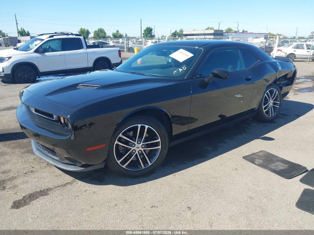 2C3CDZGG8KH628058 Dodge Challenger Sxt Awd