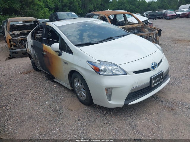 Продажа на аукционе авто 2015 Toyota Prius Plug-in, vin: JTDKN3DP6F3068829, номер лота: 45561907