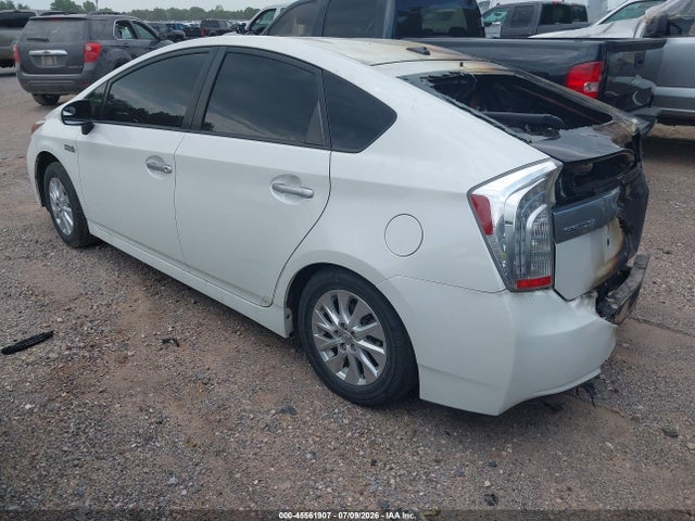 45561907 :رقم المزاد ، JTDKN3DP6F3068829 vin ، 2015 Toyota Prius Plug-in مزاد بيع