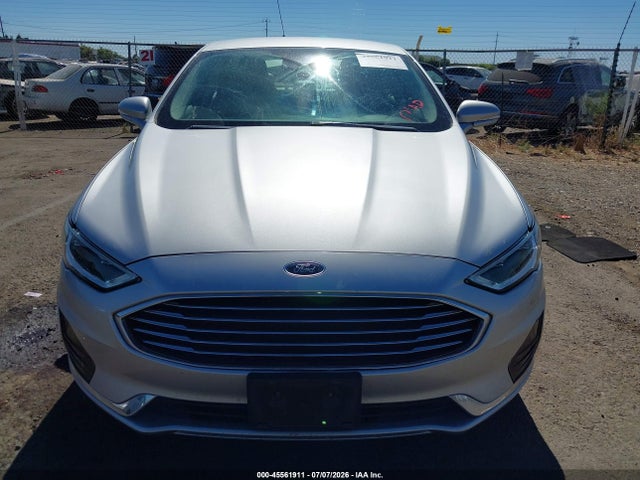 3FA6P0MU9KR209068 Ford Fusion Hybrid Sel