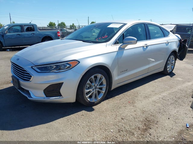 3FA6P0MU9KR209068 Ford Fusion Hybrid Sel