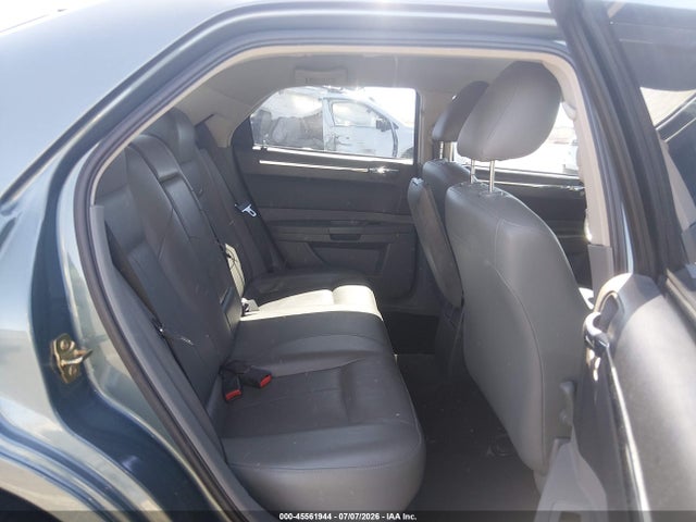 2005 Chrysler 300 Touring მანქანა იყიდება აუქციონზე, vin: 2C3JA53GX5H691875, აუქციონის ნომერი: 45561944