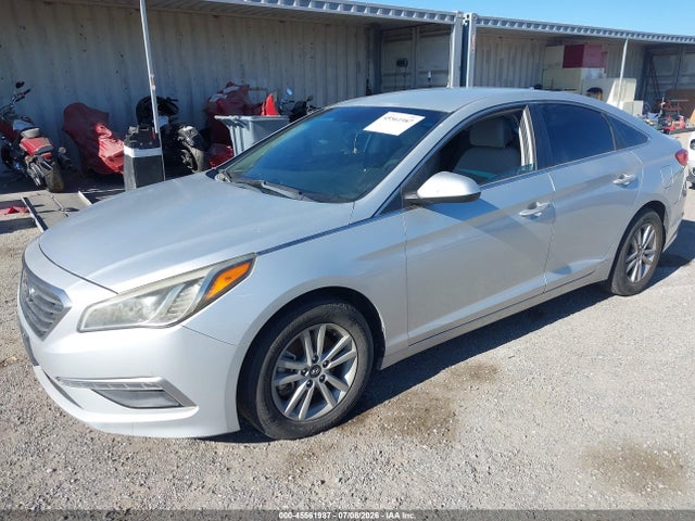 Hyundai SONATA SE 2015 5NPE24AF3FH168057 Image 2