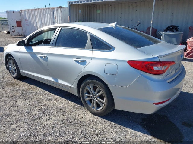Hyundai SONATA SE 2015 5NPE24AF3FH168057 Image 3
