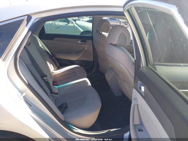 Hyundai SONATA SE 2015 5NPE24AF3FH168057 Image 8