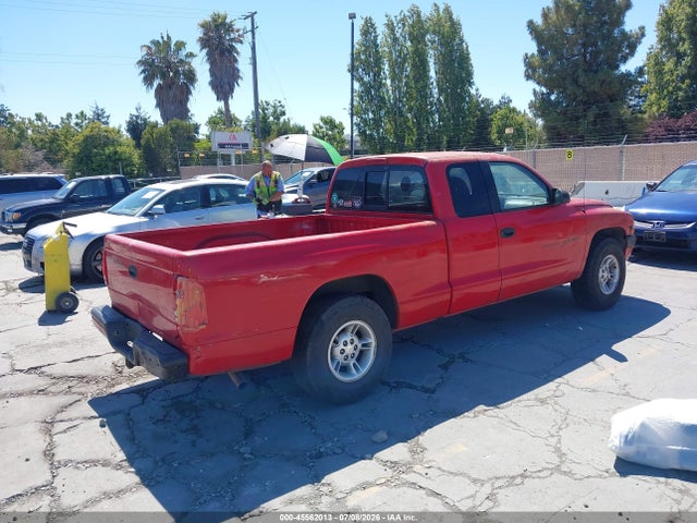 45562013 :رقم المزاد ، 1B7GL22X8XS108019 vin ، 1999 Dodge Dakota Slt/sport مزاد بيع