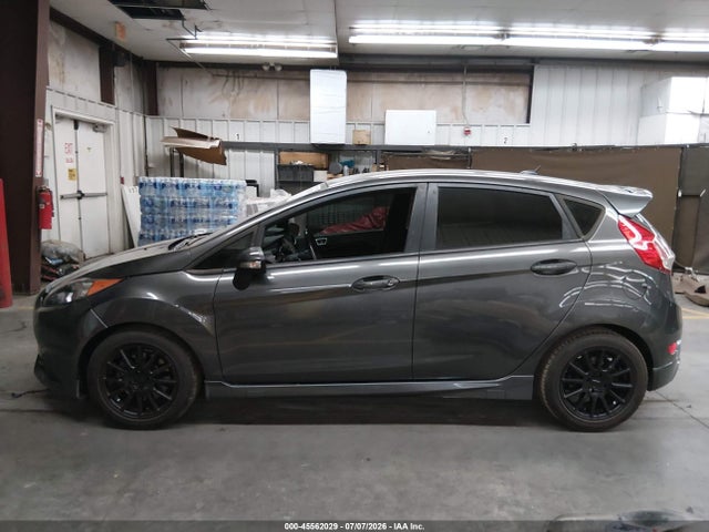 Ford FIESTA ST 2016 3FADP4GX0GM183534 Image 14