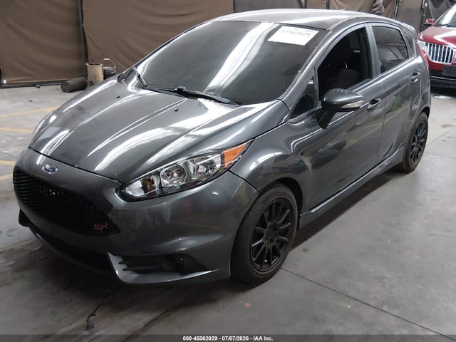 Ford FIESTA ST 2016 3FADP4GX0GM183534 Image 2