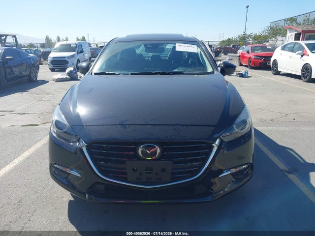 Продаж на аукціоні авто 2018 Mazda Mazda3 Grand Touring, vin: 3MZBN1W37JM239039, номер лоту: 45562036