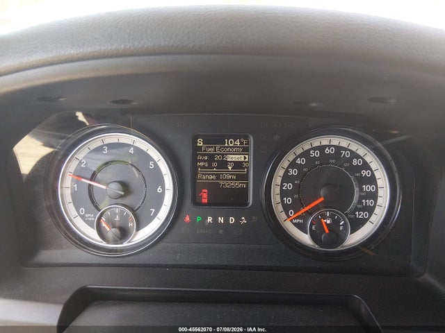 45562070 :رقم المزاد ، 1C6RR7FG2MS585918 vin ، 2021 Ram 1500 Classic Tradesman  4x4 6'4 Box مزاد بيع
