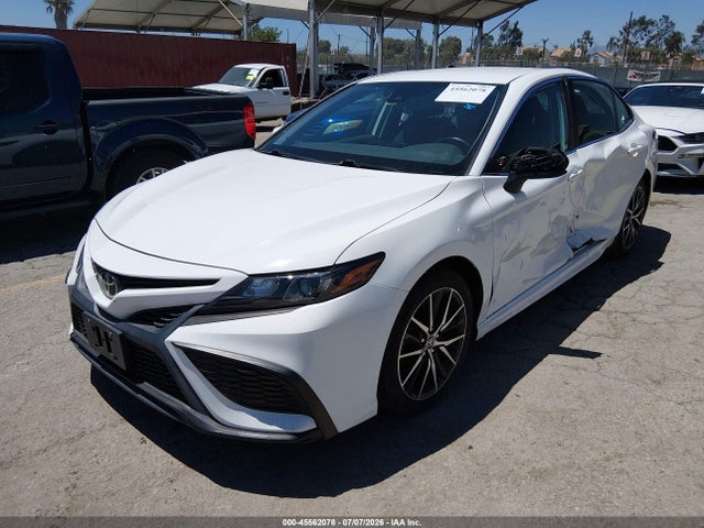Toyota CAMRY SE 2021 4T1G11AK2MU433265 Image 2