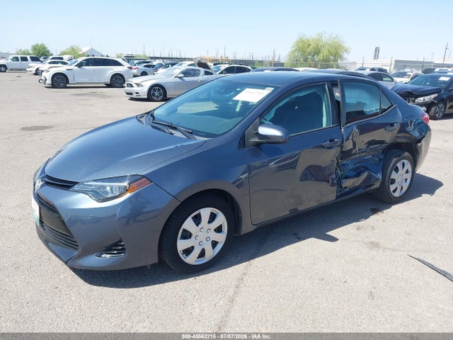 Toyota COROLLA LE 2018 2T1BURHE6JC056517 Image 2