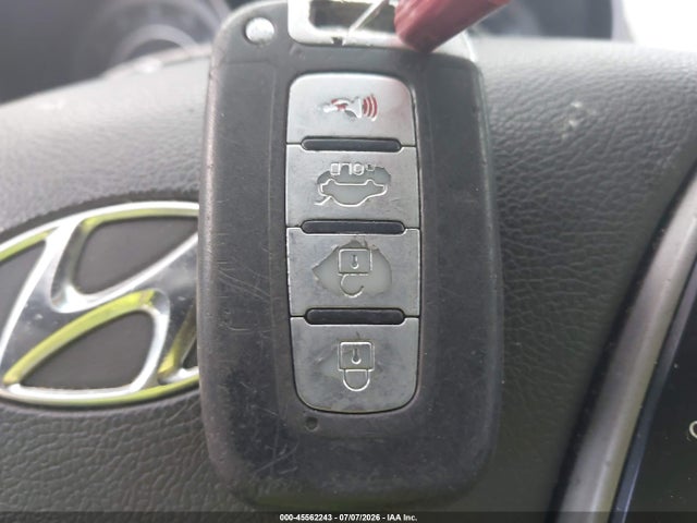 2013 Hyundai Elantra Limited მანქანა იყიდება აუქციონზე, vin: KMHDH4AE8DU842669, აუქციონის ნომერი: 45562243