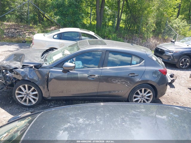 45562295 :رقم المزاد ، JM1BN1L37H1145161 vin ، 2017 Mazda Mazda3 Touring 2.5 مزاد بيع
