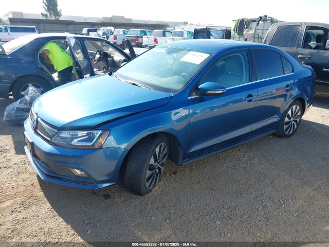 Auction sale of the 2016 Volkswagen Jetta Hybrid Sel Premium, vin: 3VW637AJ6GM215811, lot number: 45562297
