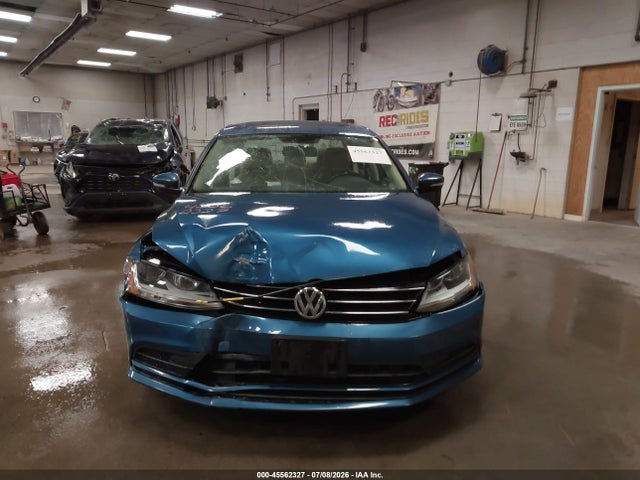 2017 Volkswagen Jetta 1.4t Se მანქანა იყიდება აუქციონზე, vin: 3VWDB7AJ4HM388545, აუქციონის ნომერი: 45562327