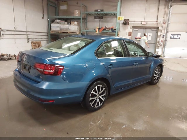 2017 Volkswagen Jetta 1.4t Se მანქანა იყიდება აუქციონზე, vin: 3VWDB7AJ4HM388545, აუქციონის ნომერი: 45562327