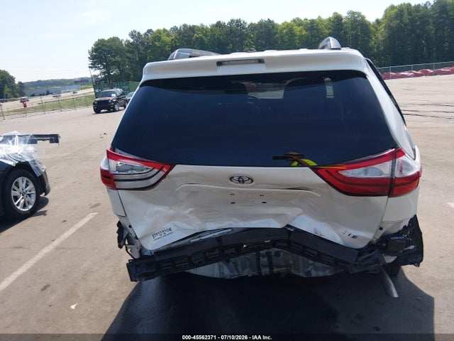 45562371 :رقم المزاد ، 5TDYK3DC4GS709847 vin ، 2016 Toyota Sienna Xle 8 Passenger مزاد بيع