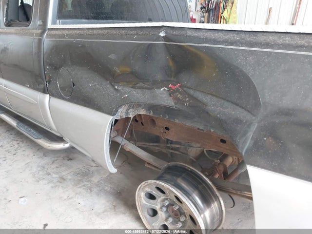 Продажа на аукционе авто 2004 Gmc Sierra 1500 Sle, vin: 2GTEC19T041182261, номер лота: 45562472