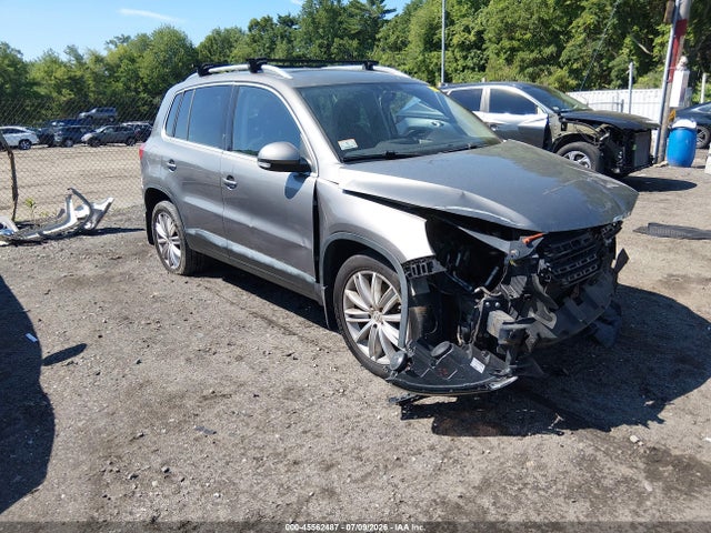 45562487 :رقم المزاد ، WVGBV75N49W528699 vin ، 2009 Volkswagen Tiguan Se مزاد بيع