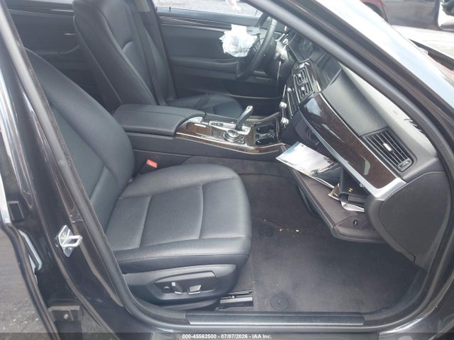 45562500 :رقم المزاد ، WBA5A5C54ED504457 vin ، 2014 Bmw 528i مزاد بيع
