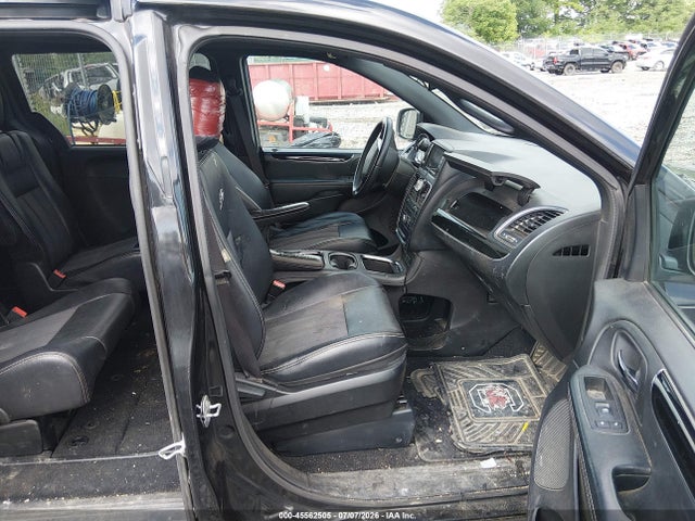 Продажа на аукционе авто 2015 Chrysler Town & Country S, vin: 2C4RC1HG4FR529486, номер лота: 45562505