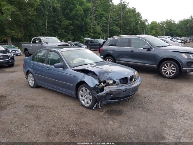 2002 Bmw 3 Series 325i მანქანა იყიდება აუქციონზე, vin: WBAEV33402KL67279, აუქციონის ნომერი: 45562519