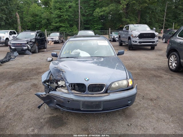 2002 Bmw 3 Series 325i მანქანა იყიდება აუქციონზე, vin: WBAEV33402KL67279, აუქციონის ნომერი: 45562519