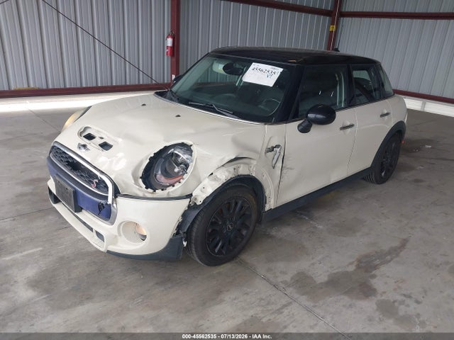 Mini Hardtop Cooper S 2017 WMWXU3C3XH2F48386 Image 2