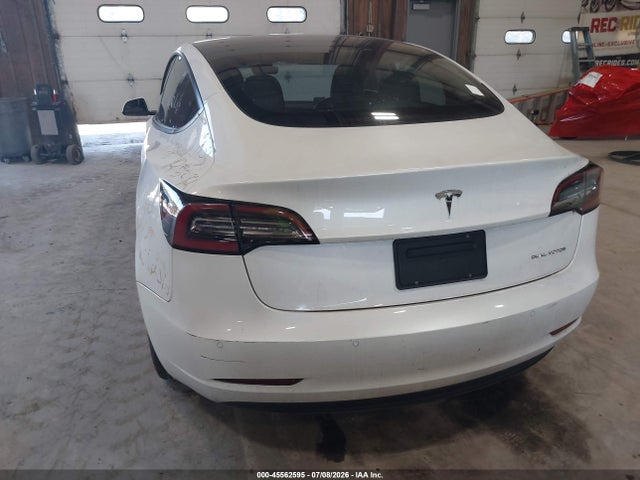 Продажа на аукционе авто 2022 Tesla Model 3 Long Range Dual Motor All-wheel Drive, vin: 5YJ3E1EB7NF183341, номер лота: 45562595