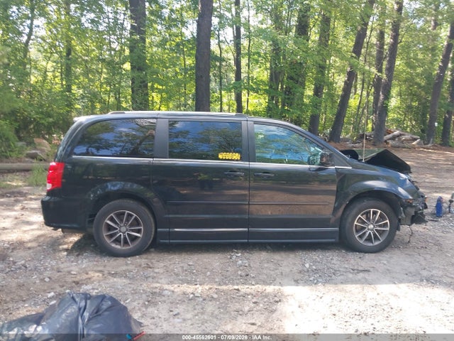 Продажа на аукционе авто 2017 Dodge Grand Caravan Sxt, vin: 2C4RDGCG1HR589560, номер лота: 45562601