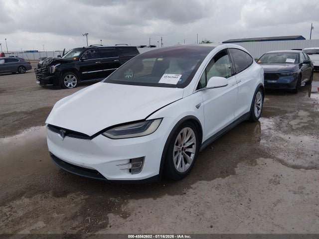 45562602 :رقم المزاد ، 5YJXCAE40GF003175 vin ، 2016 Tesla Model X مزاد بيع