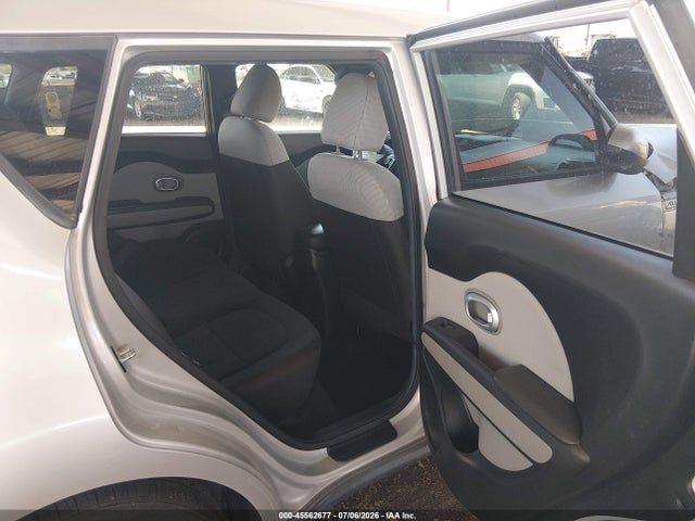 KIA Soul ! 2016 KNDJN2A25G7842917 Image 8