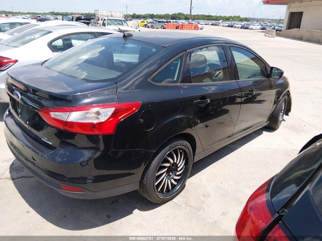 Ford FOCUS SE 2014 1FADP3F28EL186695 Image 4