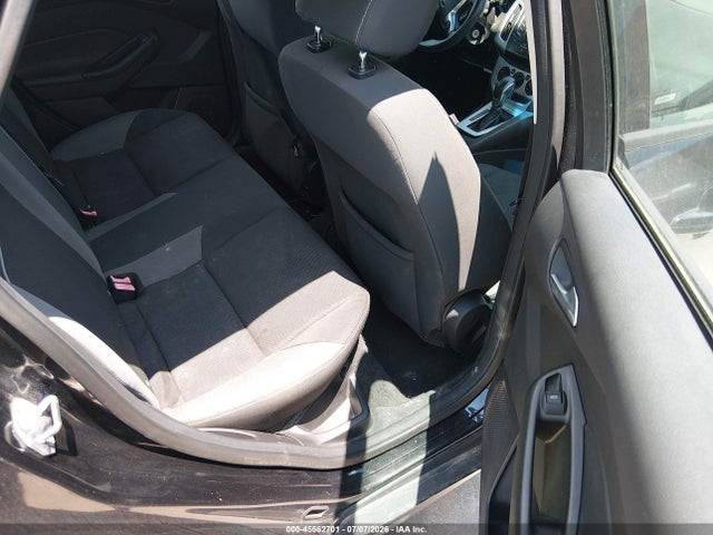 Ford FOCUS SE 2014 1FADP3F28EL186695 Image 8