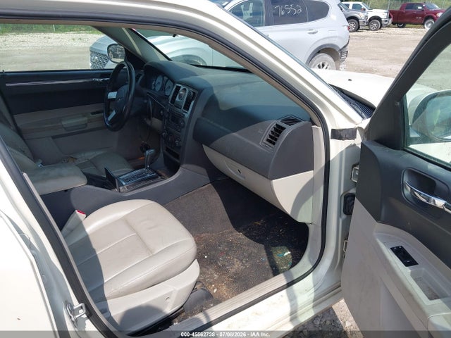 2007 Chrysler 300 Touring მანქანა იყიდება აუქციონზე, vin: 2C3LA53G57H766607, აუქციონის ნომერი: 45562738