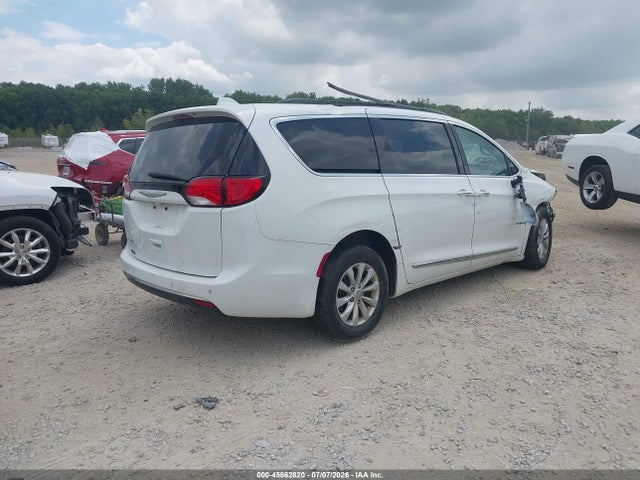 Aukcja sprzedaży 2017 Chrysler Pacifica Touring-l, vin: 2C4RC1BG5HR656565, numer aukcji: 45562820