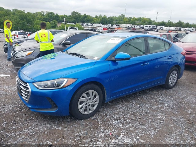 Hyundai ELANTRA SE 2017 KMHD74LF3HU350601 Image 2