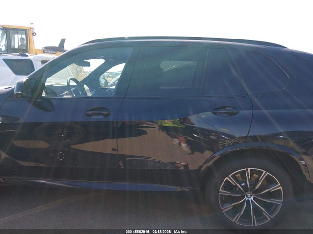 BMW X5 M60i 2026 5UX33EU08T9385060 Image 14